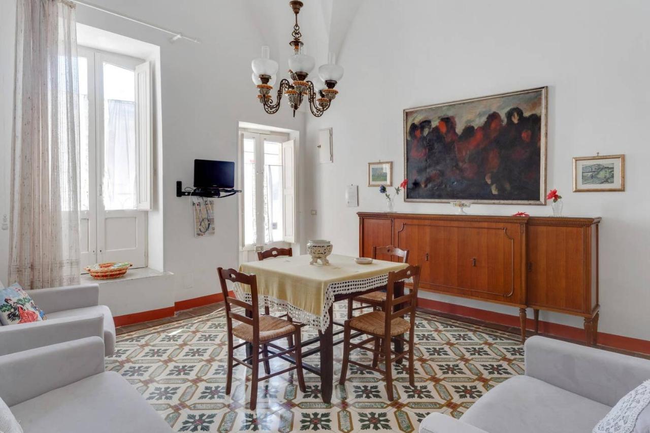 La Torre Antica Dimora Apartment Giuggianello Екстериор снимка