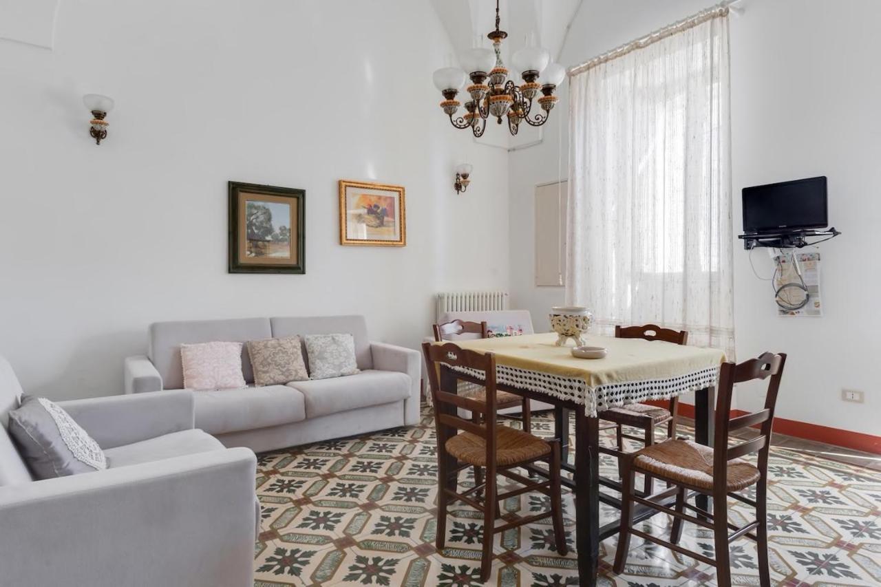 La Torre Antica Dimora Apartment Giuggianello Екстериор снимка