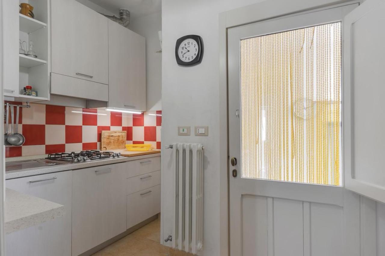 La Torre Antica Dimora Apartment Giuggianello Екстериор снимка
